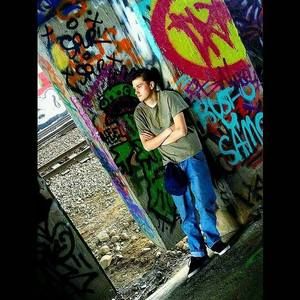 Meet your Posher, Max